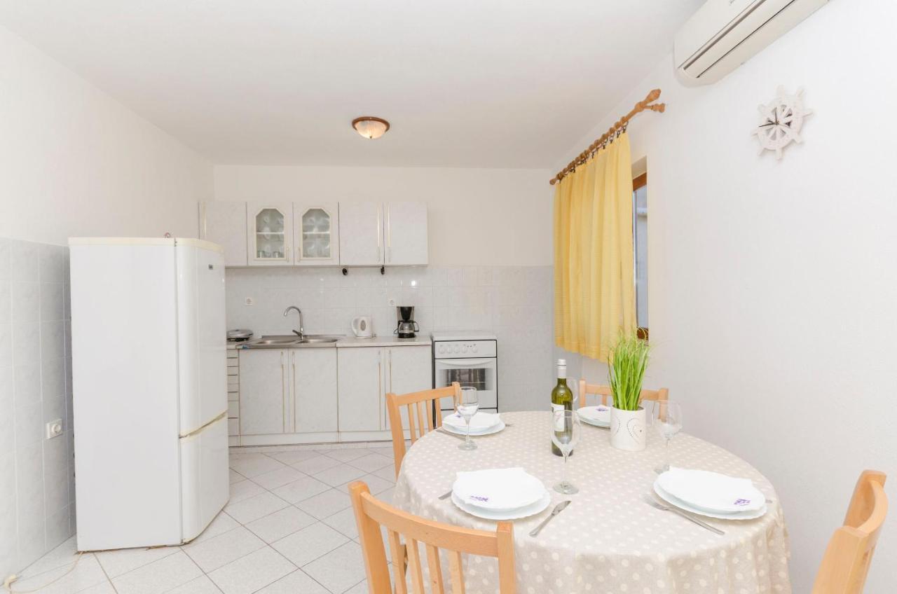 Apartments Silvana Супетар Екстер'єр фото