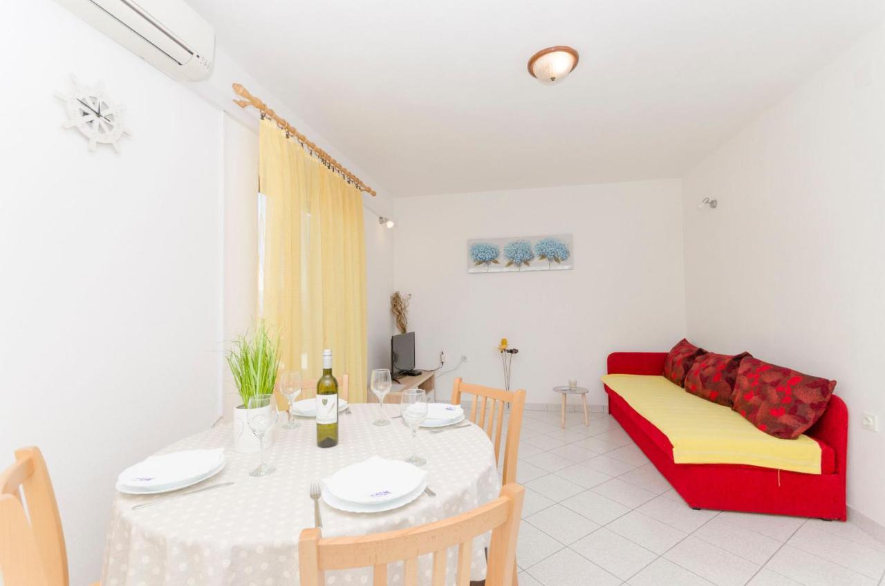 Apartments Silvana Супетар Екстер'єр фото